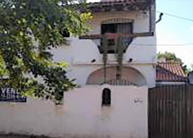 CASA ESTILO MEDITERRÁNEO DE 2 PLANTAS -5 AMBIENTES