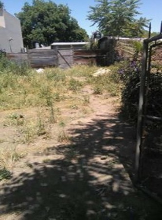 LOTE DE 295 M2. ZONA RESIDENCIAL MEDIA.