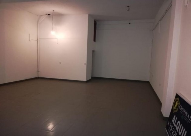 IMPORTANTE LOCAL DE 70 M2