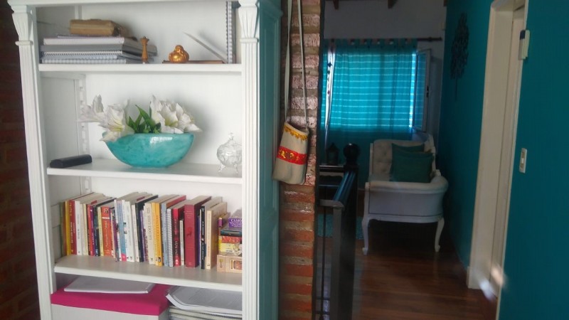 CASA 4 AMB.  GARAGE / 2 VEHICULOS/FONDO LIBRE