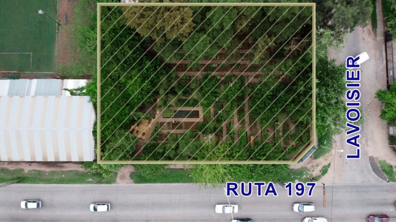 LOTE  ESQUINA 962 M2. SOBRE RUTA 197