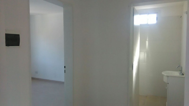 DEPARTAMENTO 2 AMB. AMPLIO Y LUMINOSO