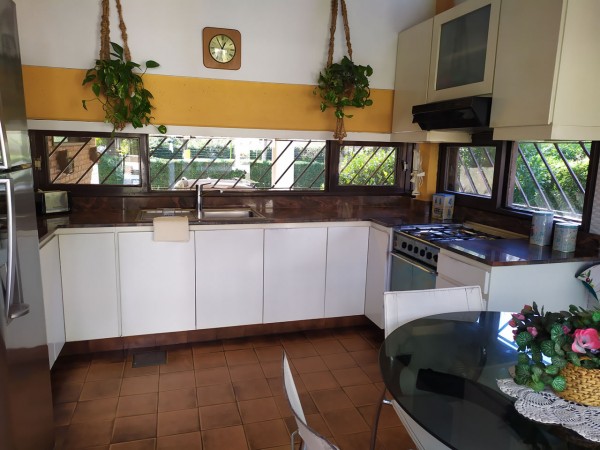 HERMOSA CASA QUNTA   BARRIO LOS NOGALES