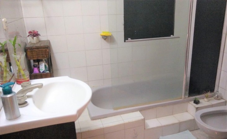 EXCELENTE TRIPLEX 4 AMB. GARAGE/ QUINCHO Y TERRAZA