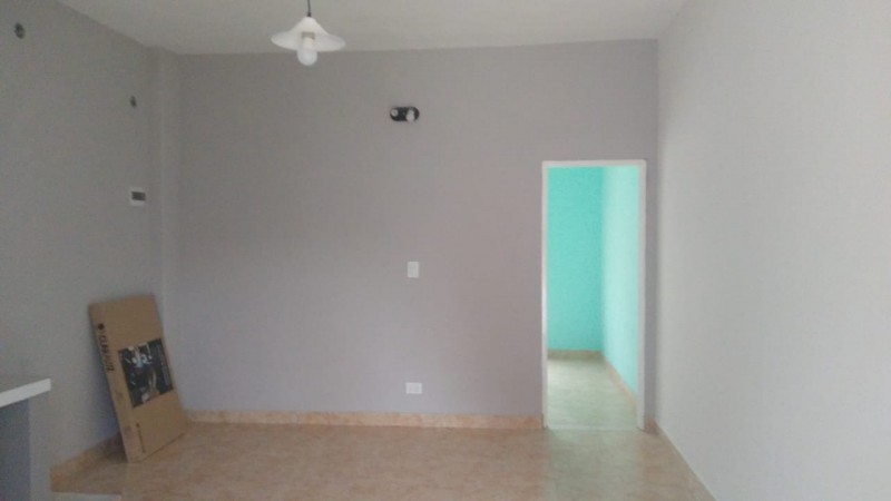 DEPARTAMENTO 2 AMBIENTES PLANTA BAJA   C/ PATIO Y PARRILLA