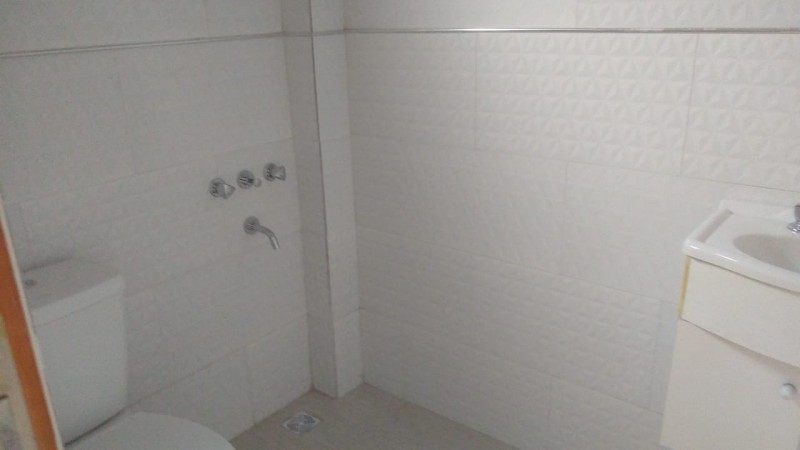 DEPARTAMENTO 2 AMBIENTES PLANTA BAJA   C/ PATIO Y PARRILLA