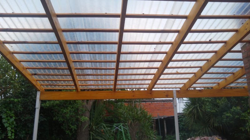 DEPARTAMENTO 2 AMBIENTES PLANTA BAJA   C/ PATIO Y PARRILLA