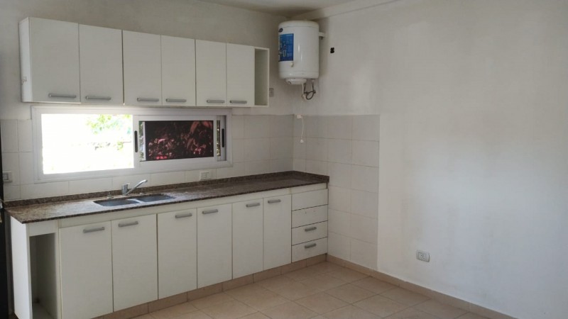 DEPARTAMENTO  3 AMB. CON COCHERA