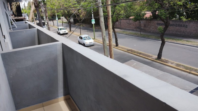 DEPARTAMENTO  3 AMB. CON BALCON 