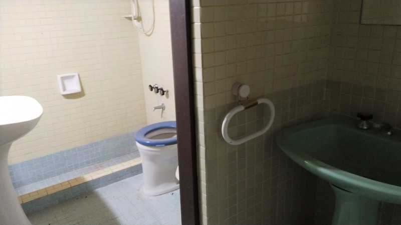 CASA QUINTA C/ PISCINA/ PARQUE  1570 M2.(TORTUGUITAS)