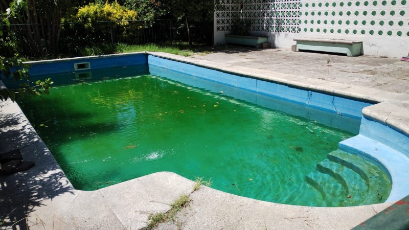 CASA QUINTA C/ PISCINA/ PARQUE  1570 M2.(TORTUGUITAS)