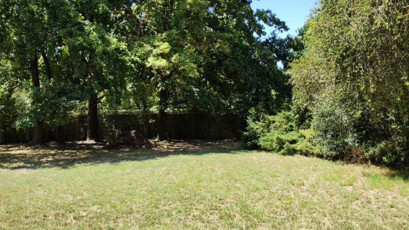 CASA QUINTA C/ PISCINA/ PARQUE  1570 M2.(TORTUGUITAS)