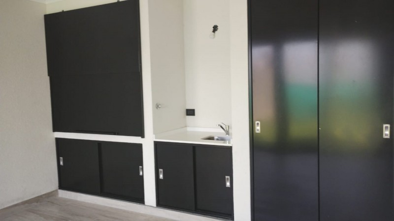 CASA DE 2 PLANTAS PARQUE/ENTRADA DE AUTO (A ESTRENAR)