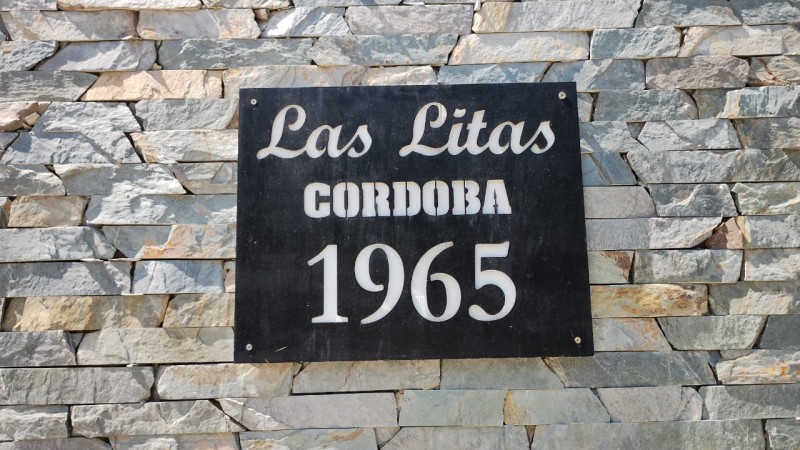 CASA DE 2 PLANTAS PARQUE/ENTRADA DE AUTO (A ESTRENAR)