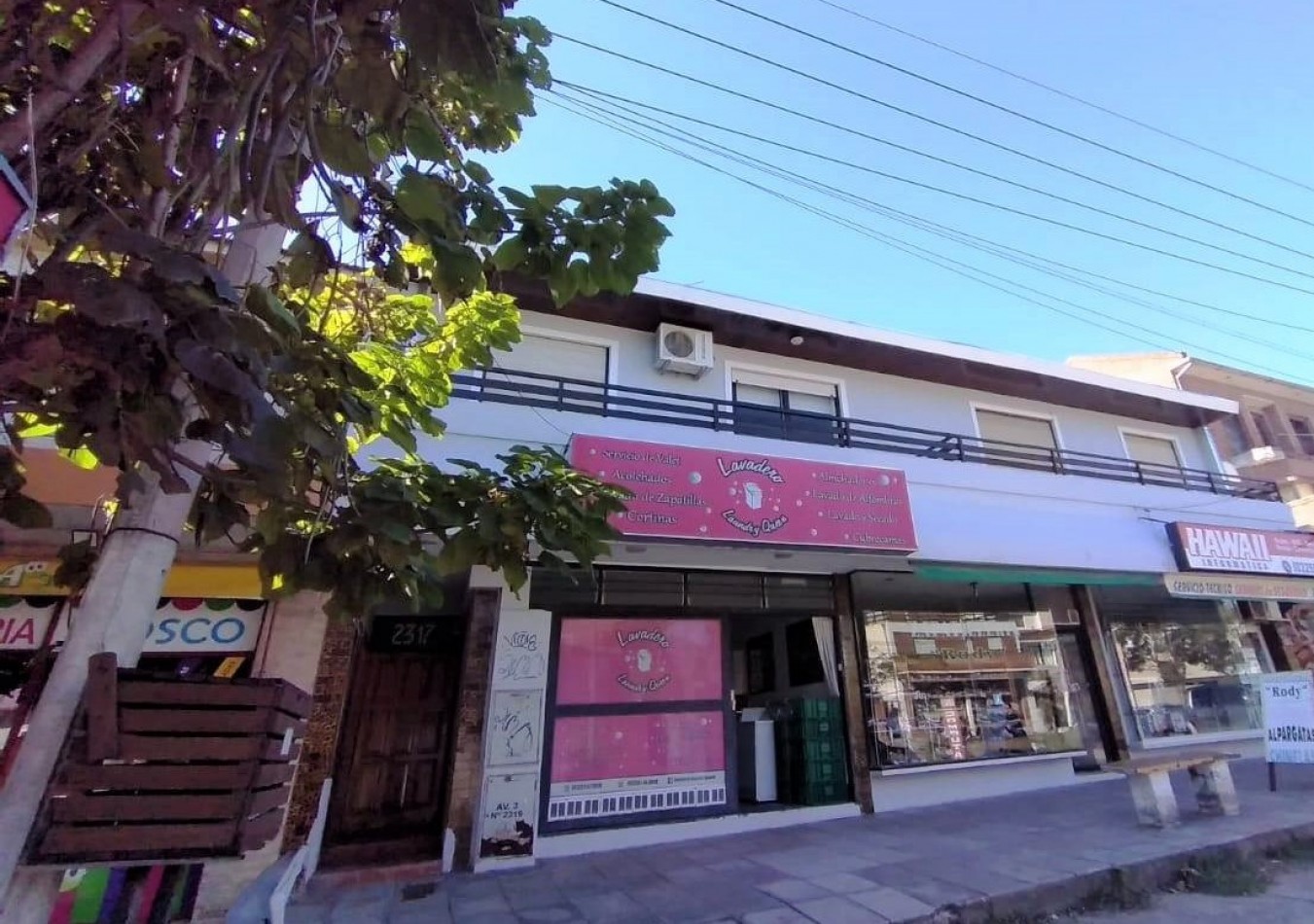 VILLA GESELL ( COSTA ATLANTICA)   DEPTO. 2 AMB. AMOBLADO A NUEVO  AV. 3 N° 2317  E/ PASEOS 123 Y 124