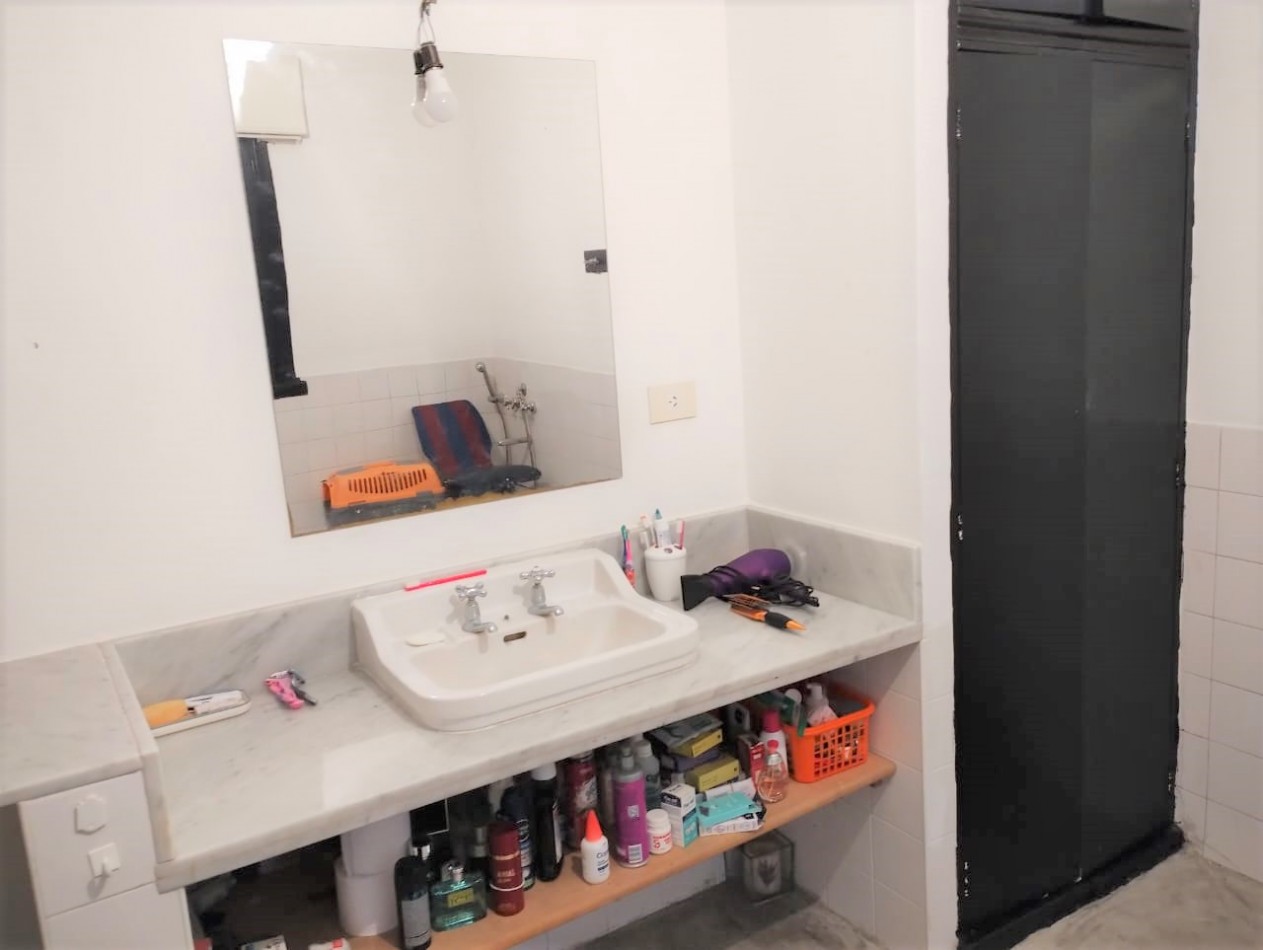 CASA   5 AMB.  1.663  M2. C/PISCINA (DON TORCUATO) 