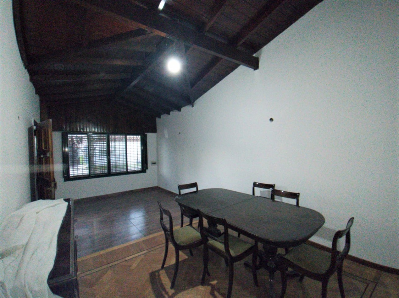 CHALET 3 AMB. GARAGE  2 VEHICULOS/ PATIO