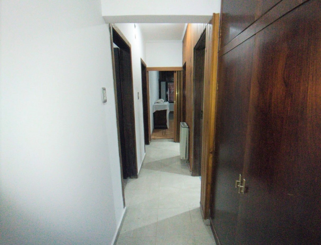 CHALET 3 AMB. GARAGE  2 VEHICULOS/ PATIO