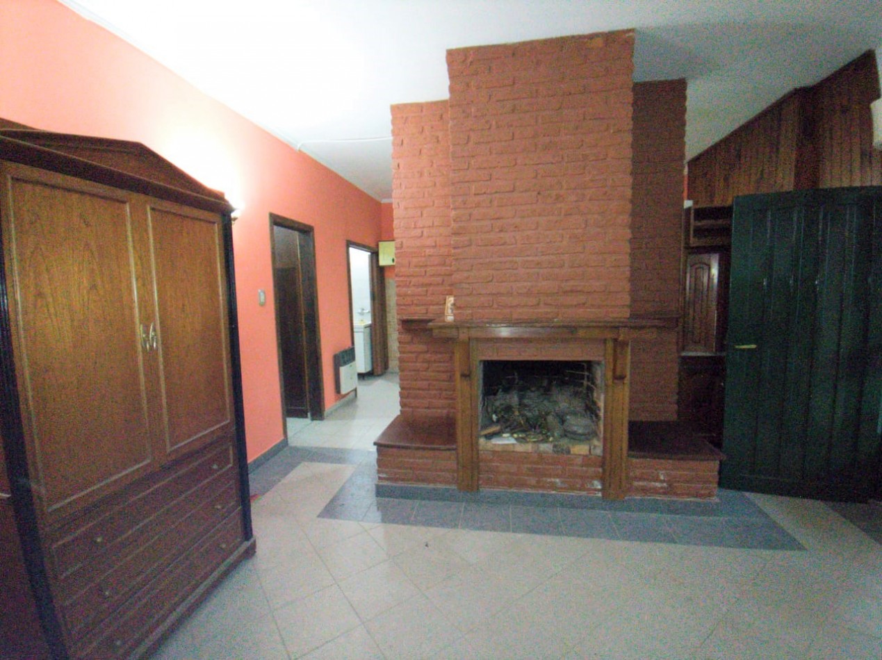 CHALET 3 AMB. GARAGE  2 VEHICULOS/ PATIO