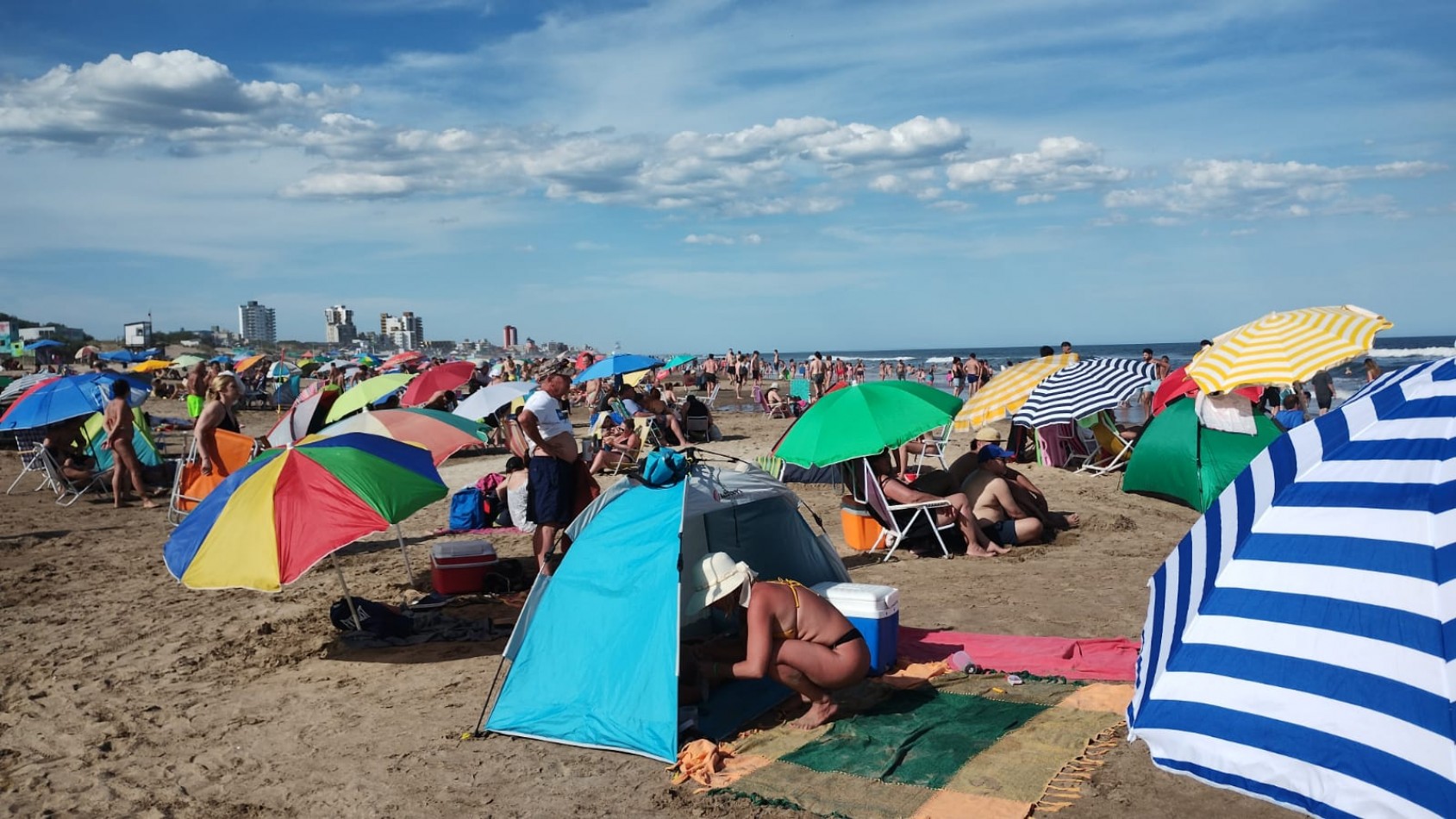 VILLA GESELL     DEPARTAMENTO 3 AMB. A METROS DE PLAYA