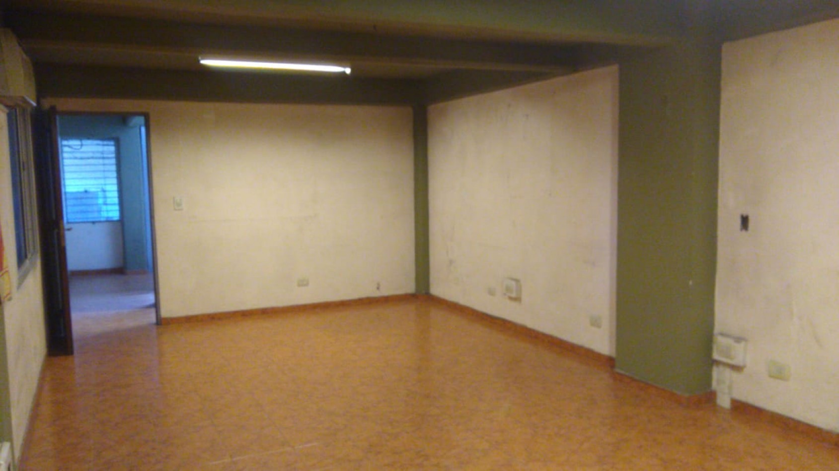 GALPON   670 M2.   (JOSE C. PAZ)