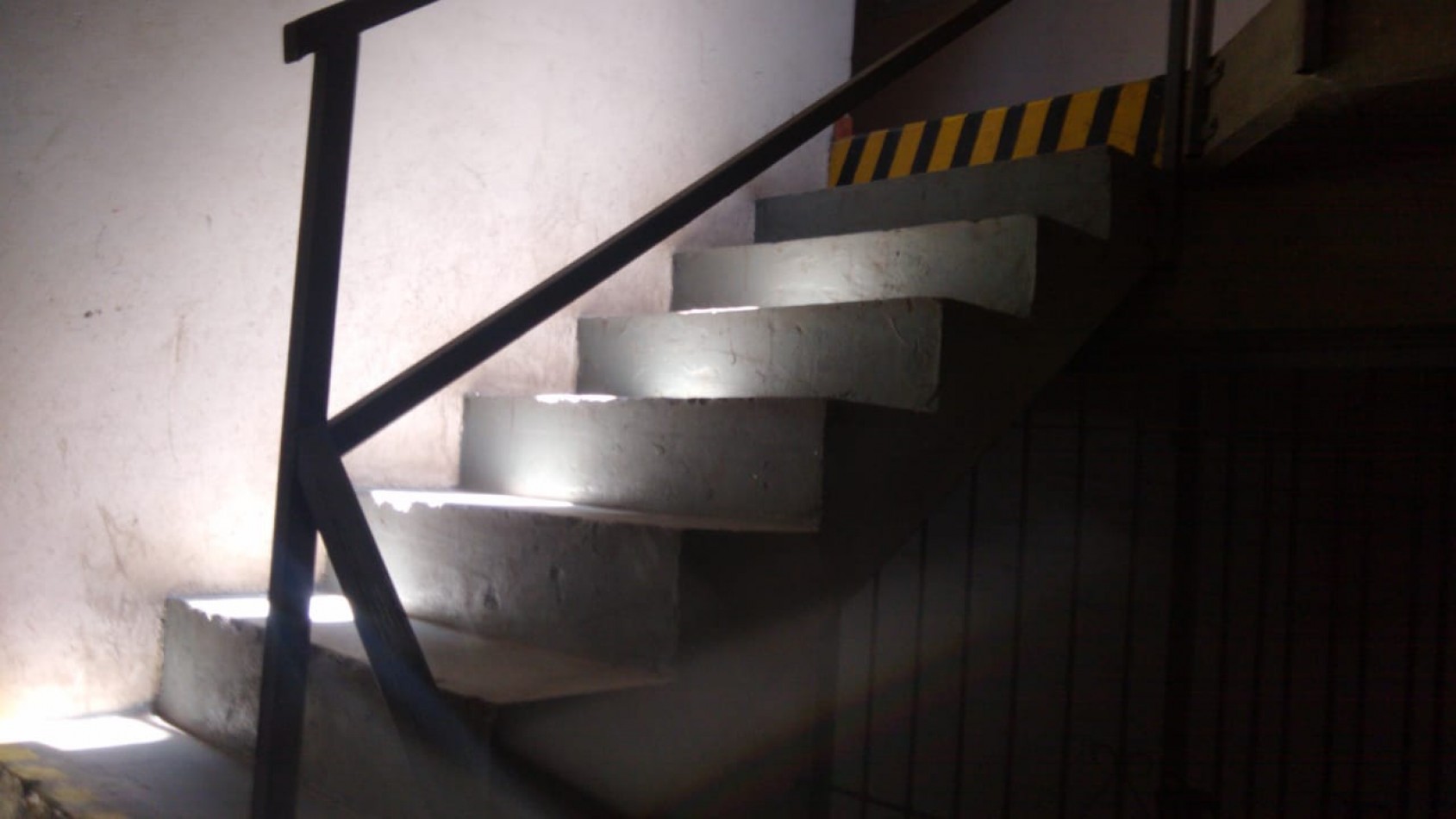 GALPON   670 M2.   (JOSE C. PAZ)