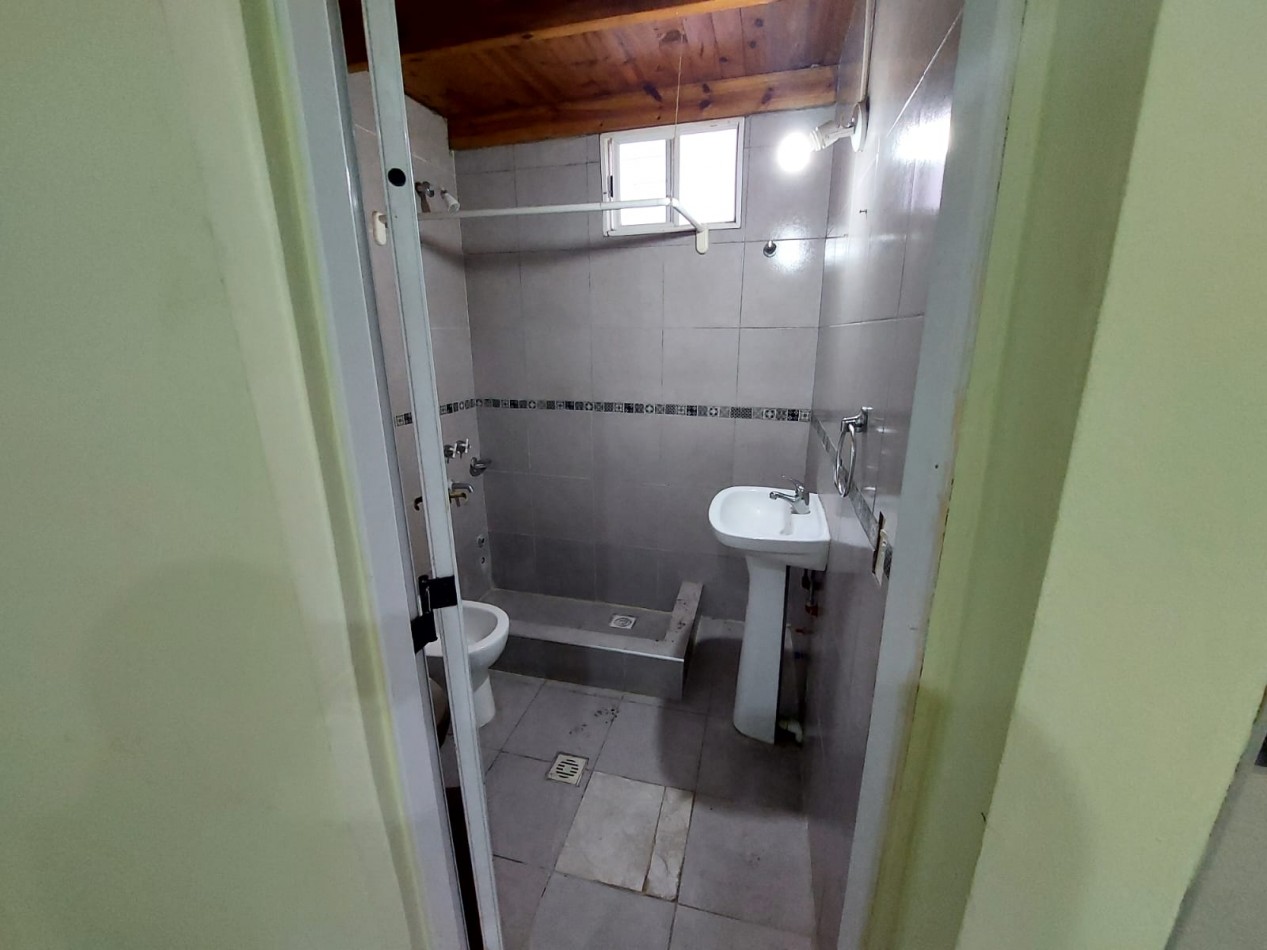 DEPARTAMENTO 3 AMB. C/ BALCON Y COCHERA