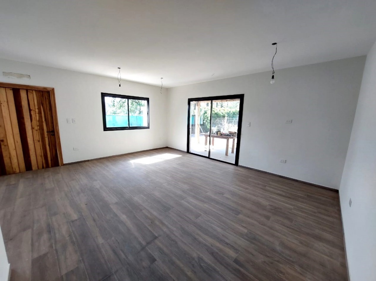 EXCELENTE CASA 3 AMBIENTES A ESTRENAR 