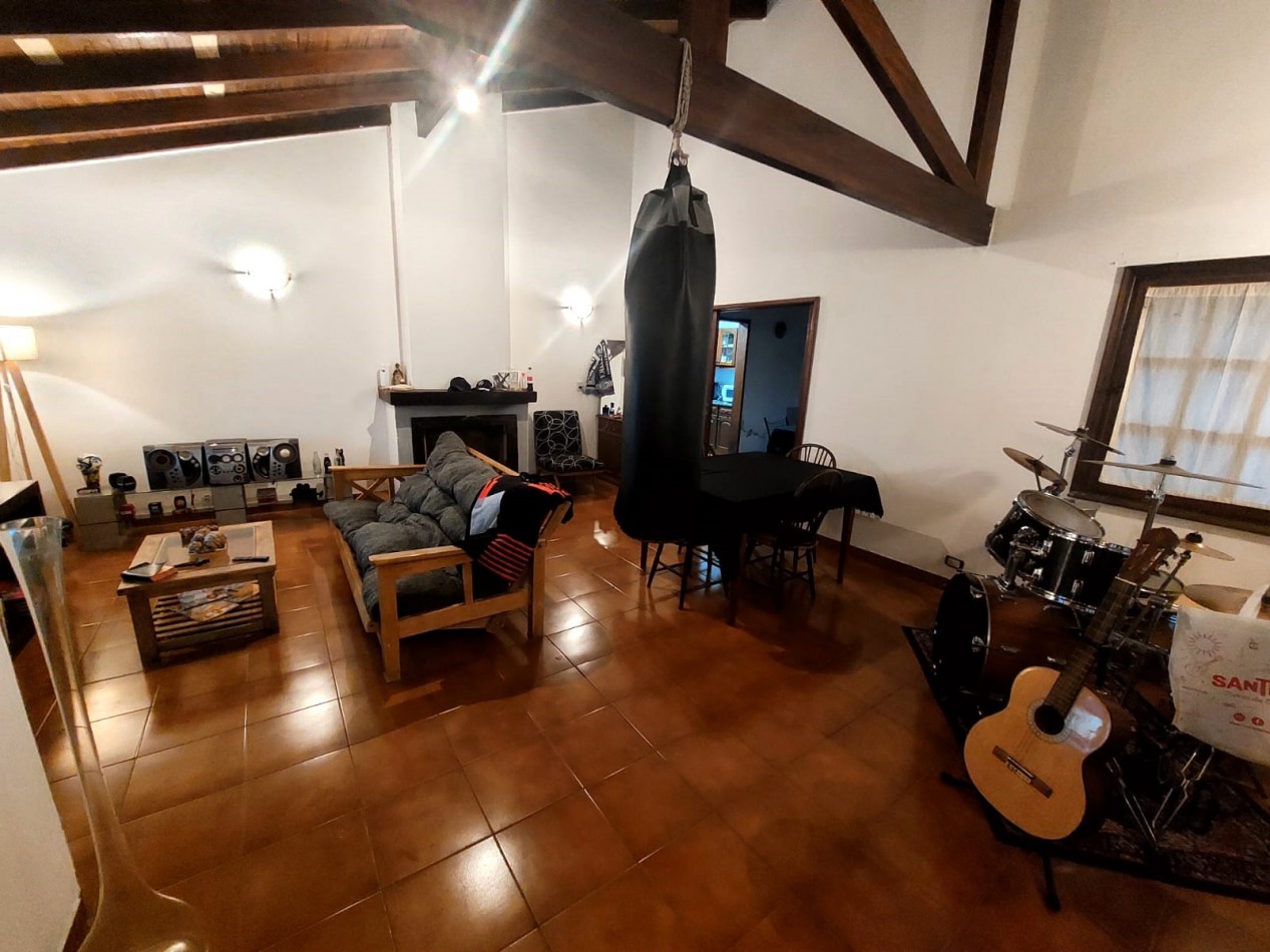 PH 3 AMB C/ PORTON LEVADIZO AUTOMATIZADO