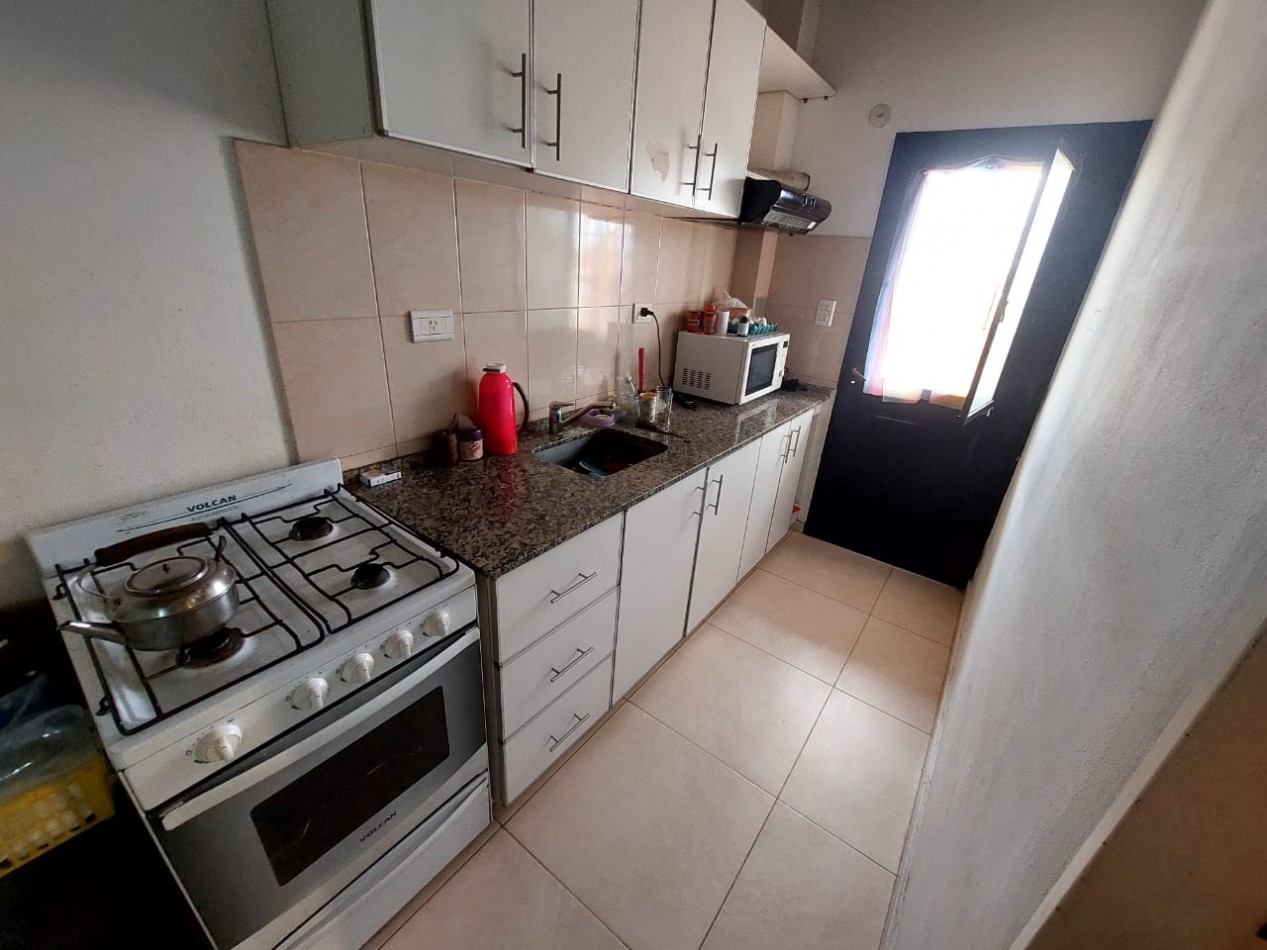 DEPARTAMENTO 3 AMB. C/ COCHERA Y PATIO