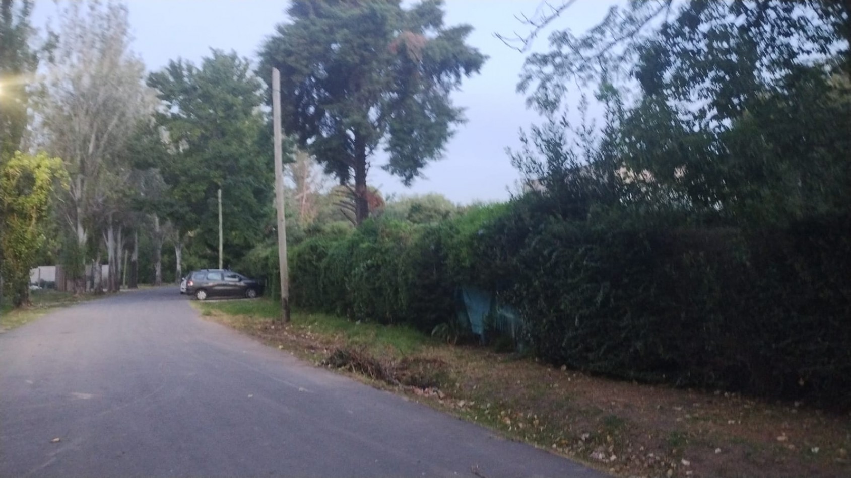 CASA 3 AMB. C/ GRAN PISCINA Y PARQUE DE 2200 M2.