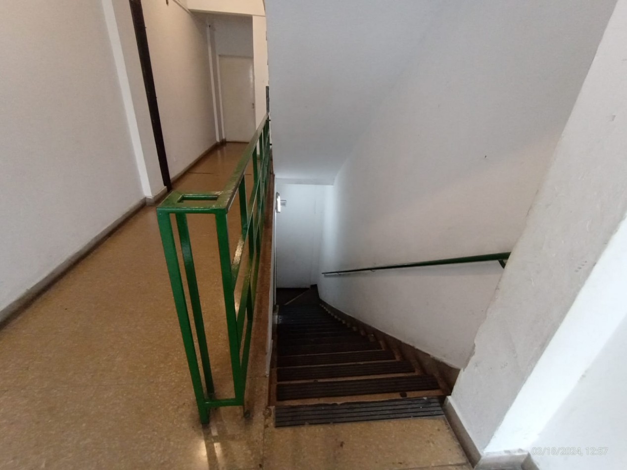 IMPORTANTE SEMIPISO 350 M2. AV. PTE. PERON   FTE. A LA PLAZA SAN MIGUEL