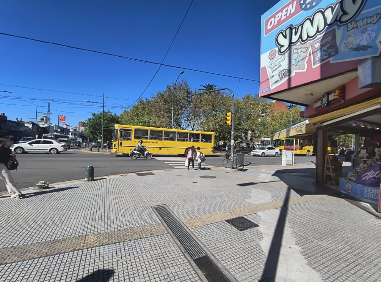 DEPARTAMENTO 4 AMB. C/ BALCON  (CTRO. SAN MIGUEL)