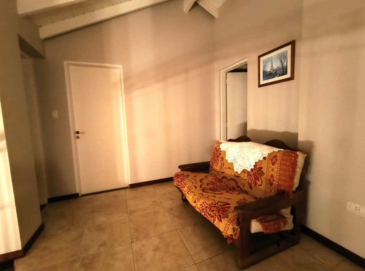 CASA 4 AMB. C/PISCINA Y PARQUE (COUNTRY CLUB ARANJUEZ) ESCOBAR