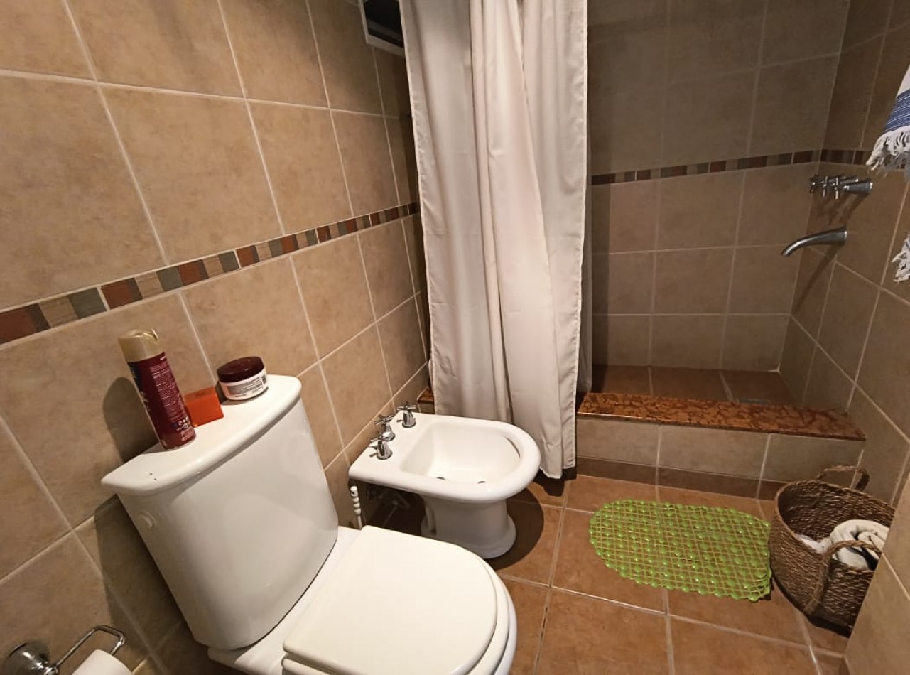 CASA 4 AMB. C/PISCINA Y PARQUE (COUNTRY CLUB ARANJUEZ) ESCOBAR