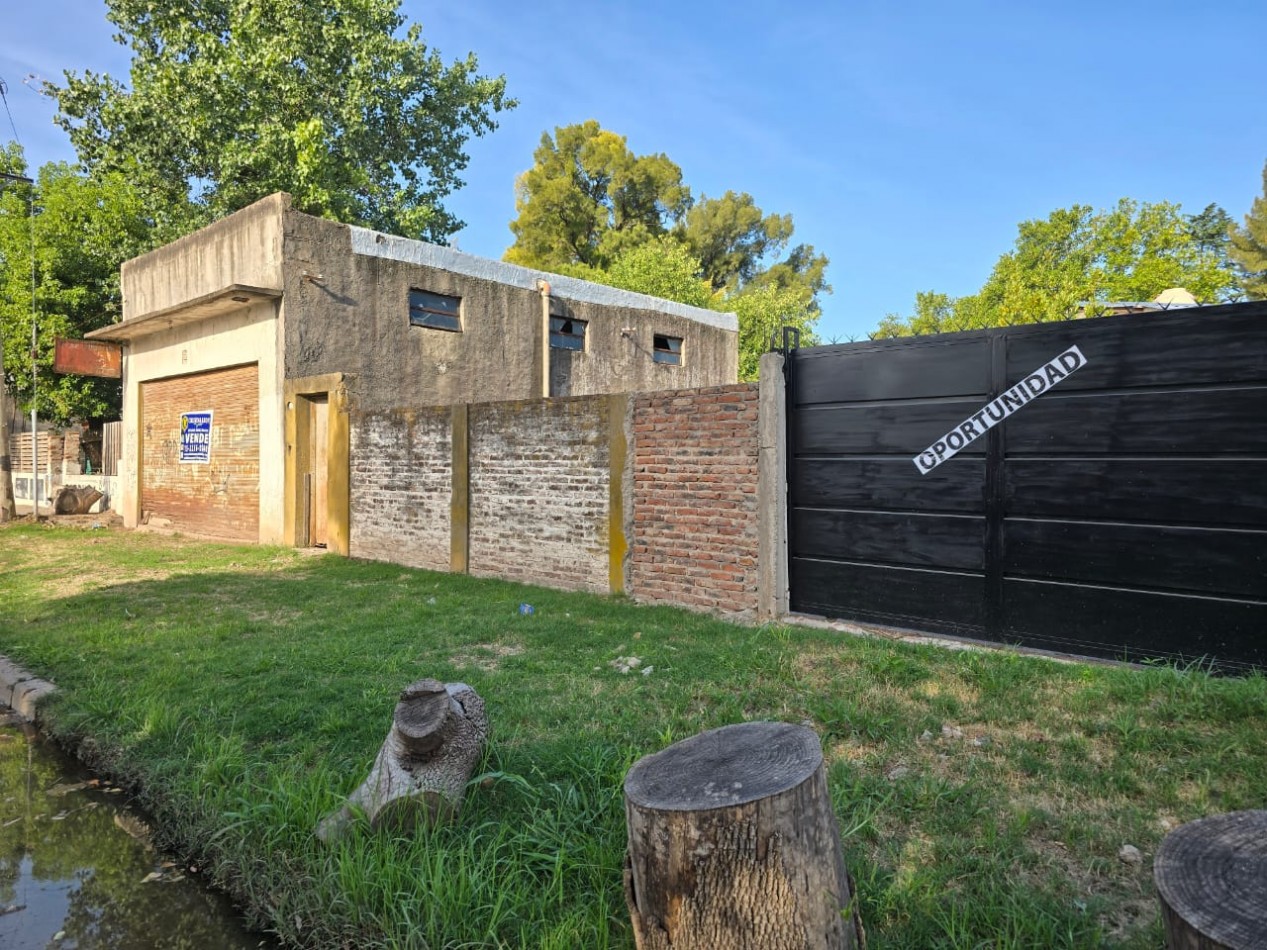 CASA 4 AMB. C/ LOCAL (SALIDA A 2 CALLES)