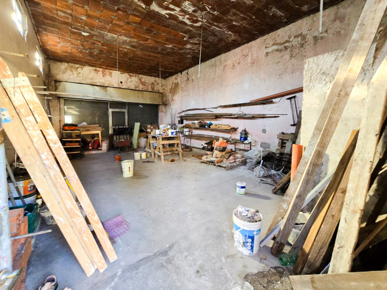 CASA 4 AMB. C/ LOCAL (SALIDA A 2 CALLES)