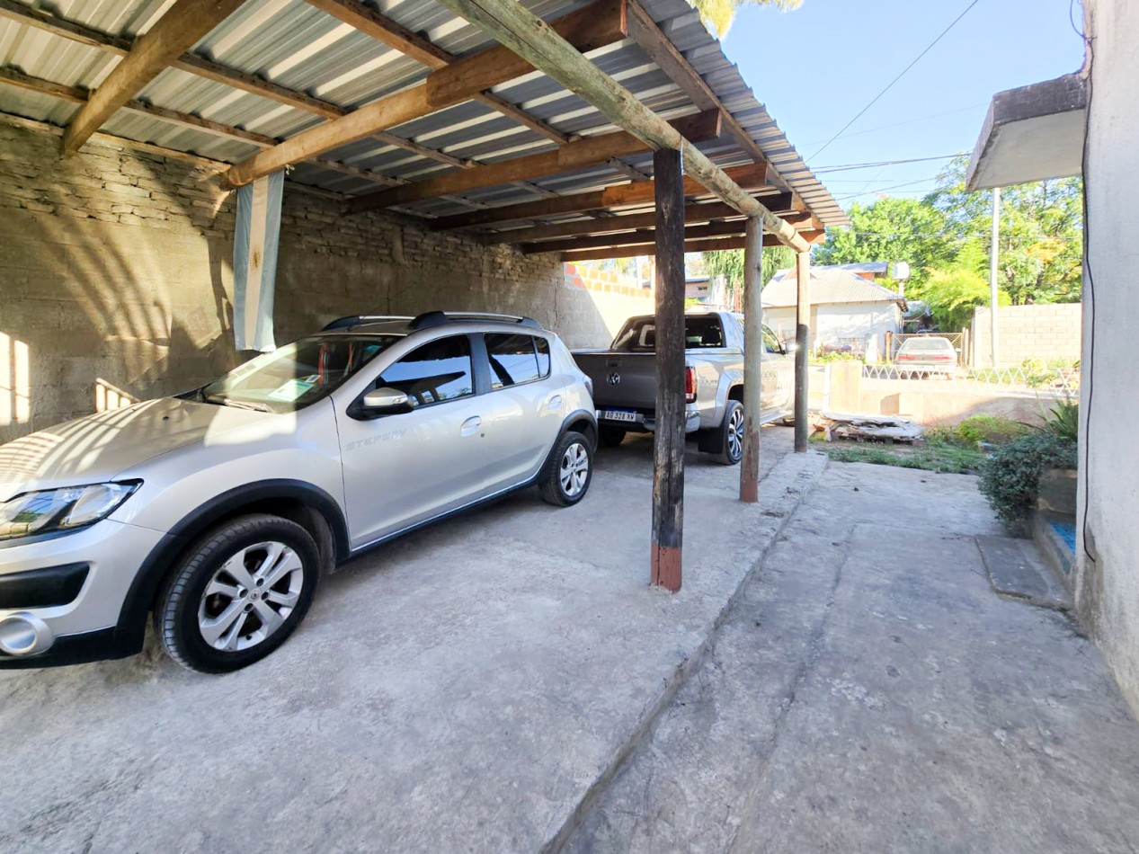 CASA 4 AMB. C/ LOCAL (SALIDA A 2 CALLES)