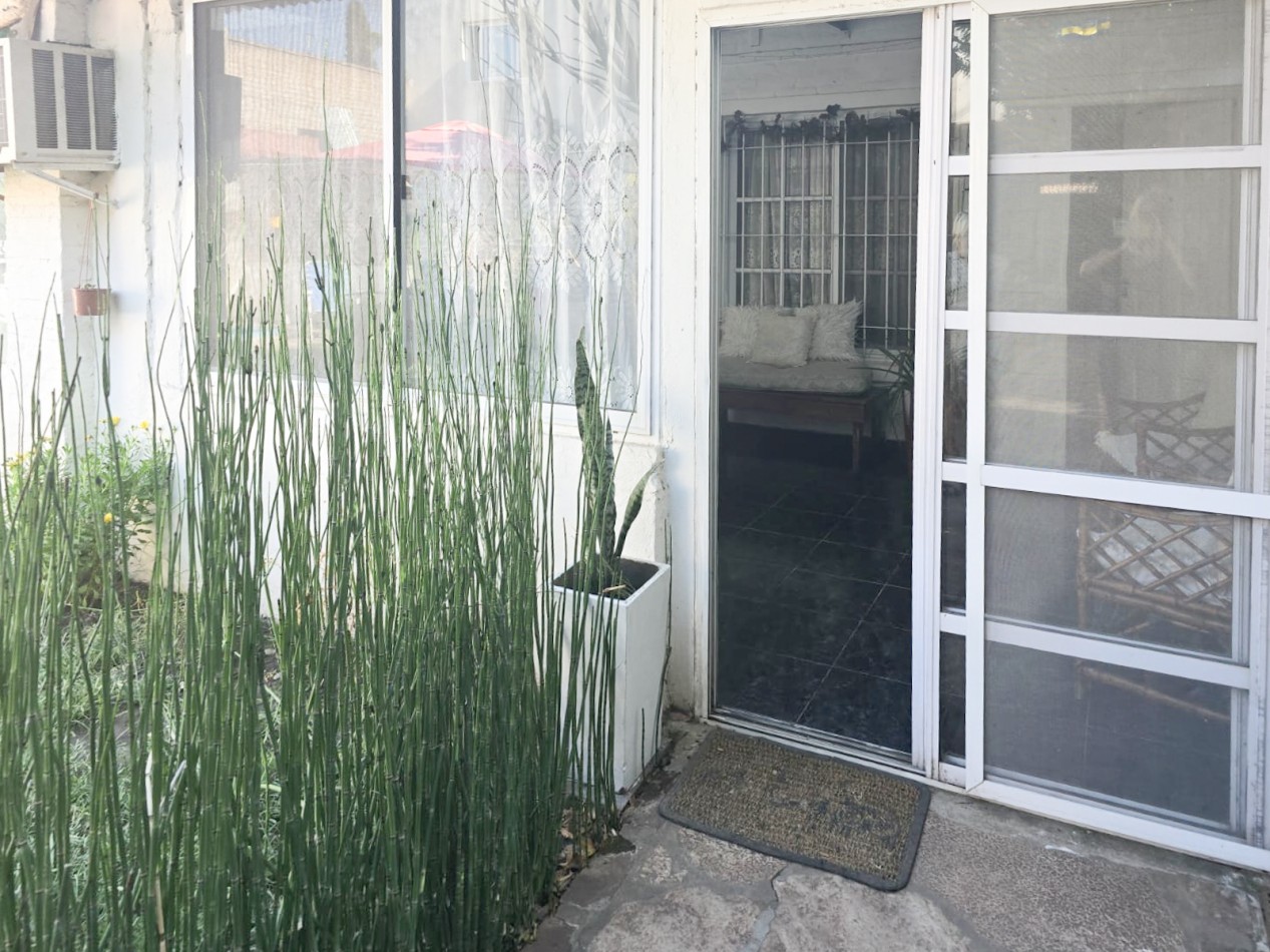 PH 4 AMBIENTES C/ GARAGE/ PILETA Y JARDIN