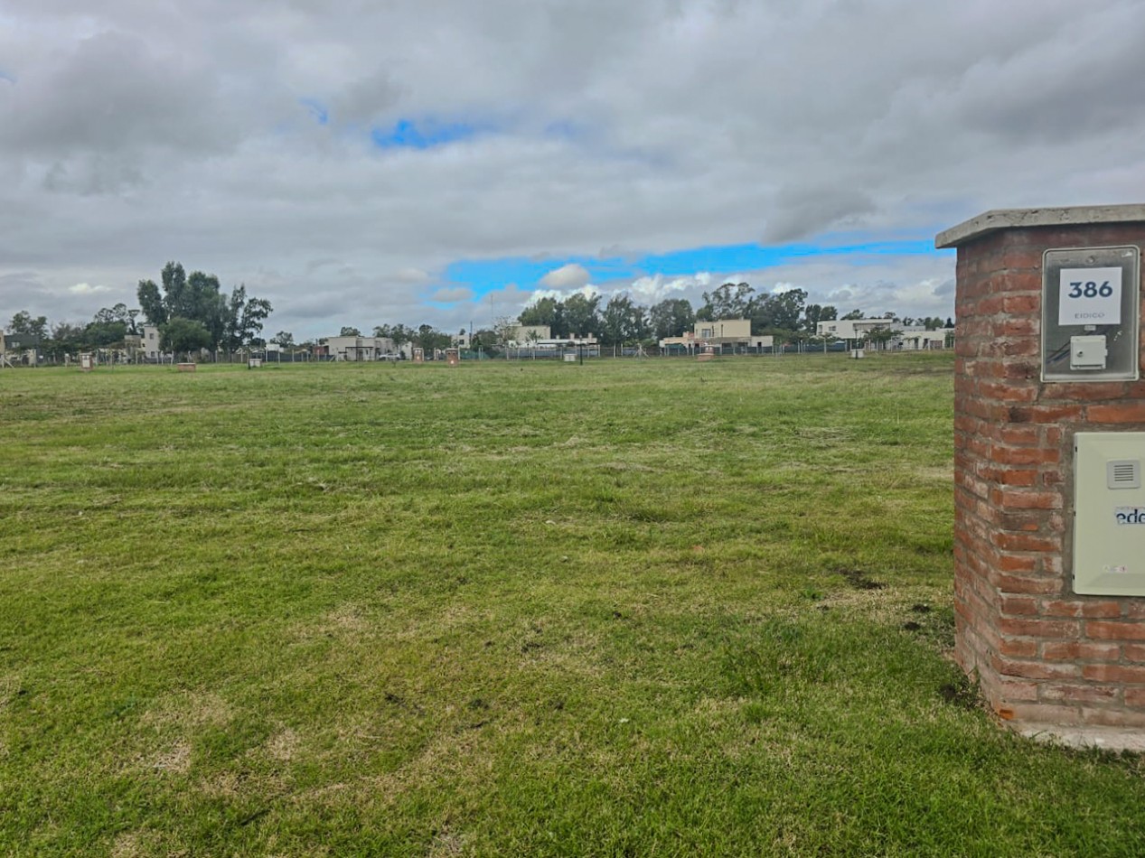 LOTE DE 580M2 EN PILAR DEL ESTE. BARRIO SANTA SOFIA.