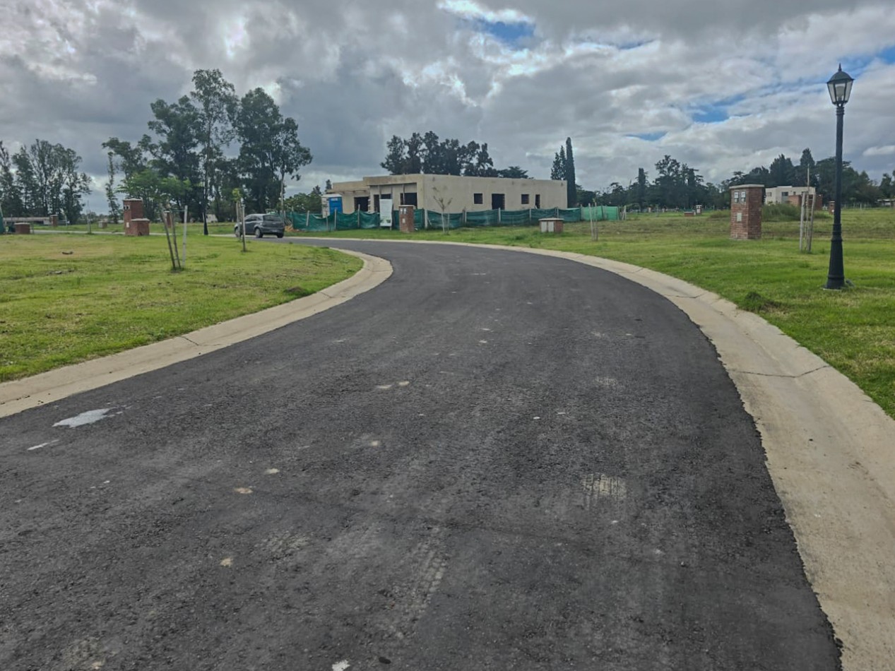 LOTE DE 580M2 EN PILAR DEL ESTE. BARRIO SANTA SOFIA.