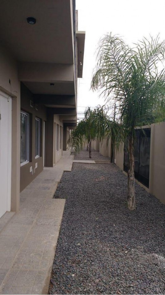 DPTO 3 AMB. PLANTA ALTA C/ COCHERA. 60M2