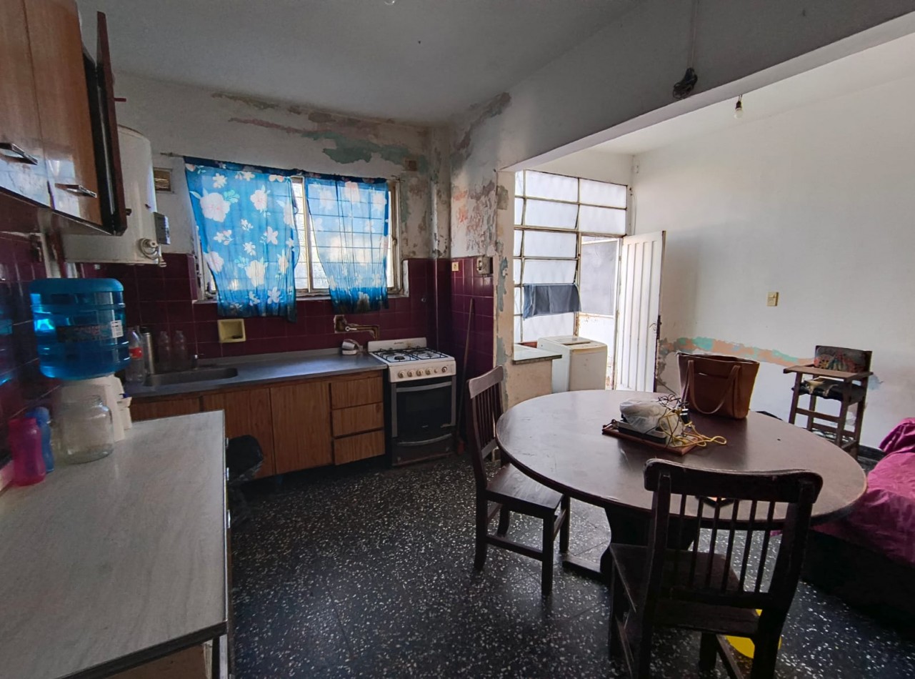 CASA 3 AMB. C/ ENTRADA DE AUTO