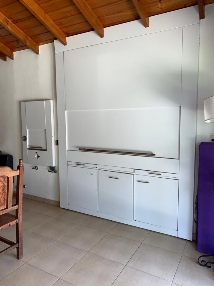 CASA 4 AMB. C/PISCINA Y PARQUE (COUNTRY CLUB ARANJUEZ) ESCOBAR