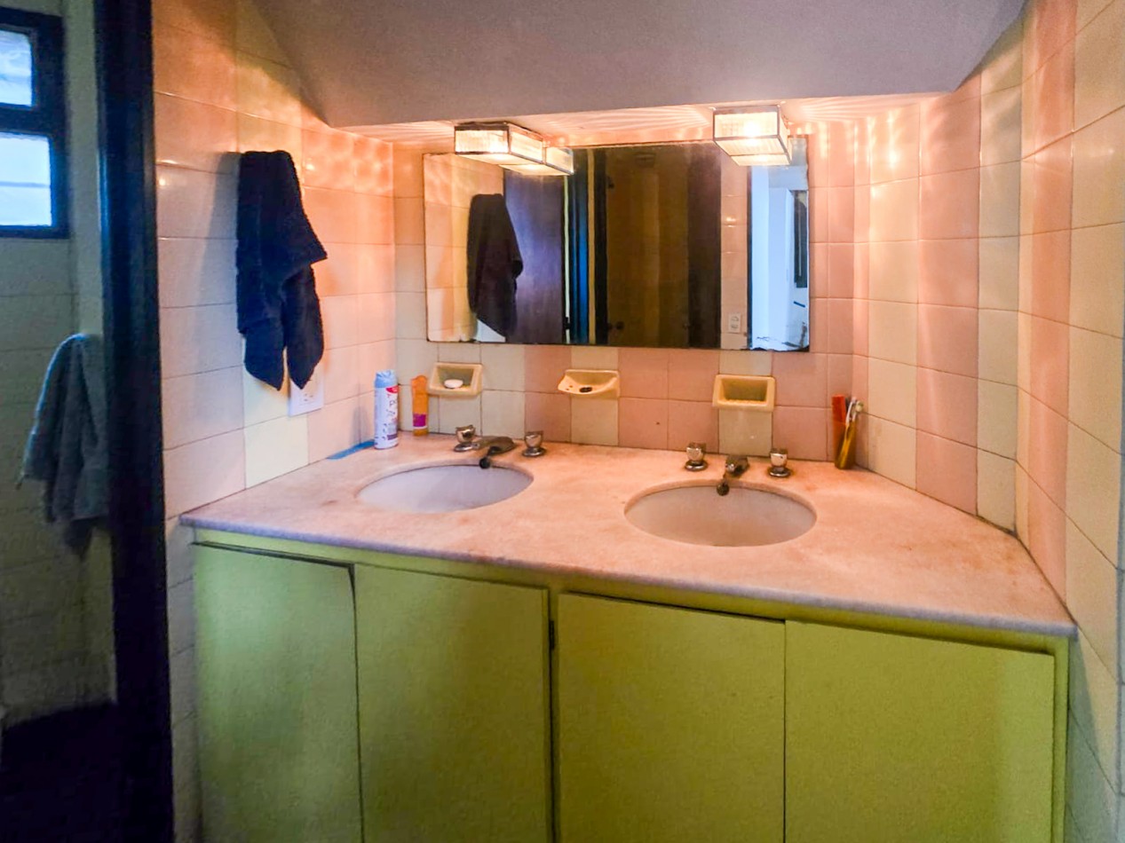 CASA 4 AMB C/ PARQUE Y PISCINA