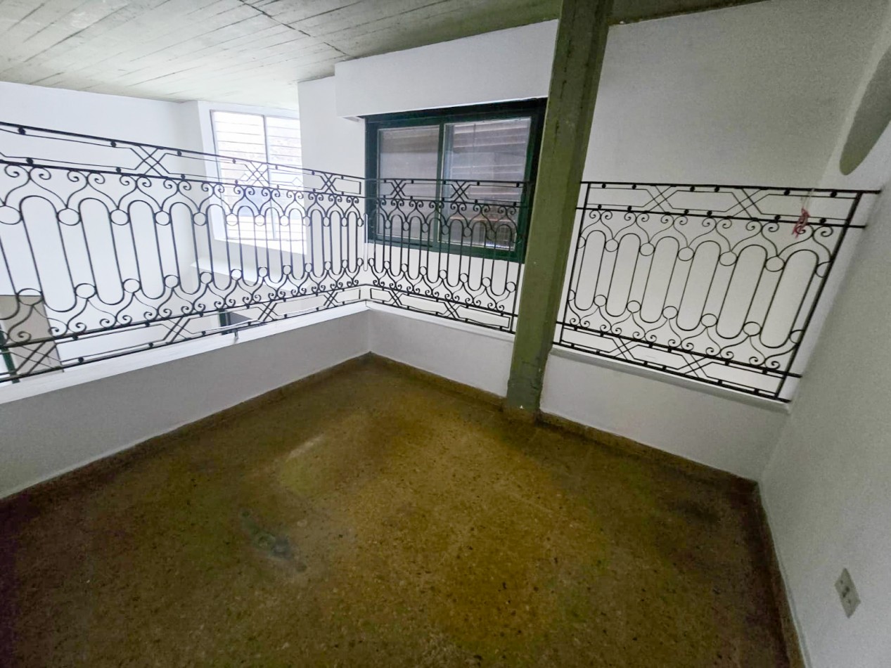 CASA 4 AMB C/ PARQUE Y PISCINA