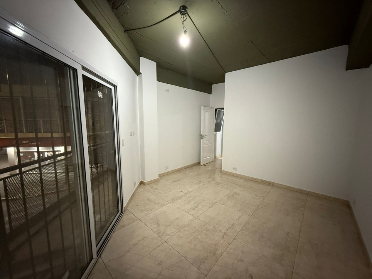 DEPARTAMENTO DE 3 AMB. CON  BALCON