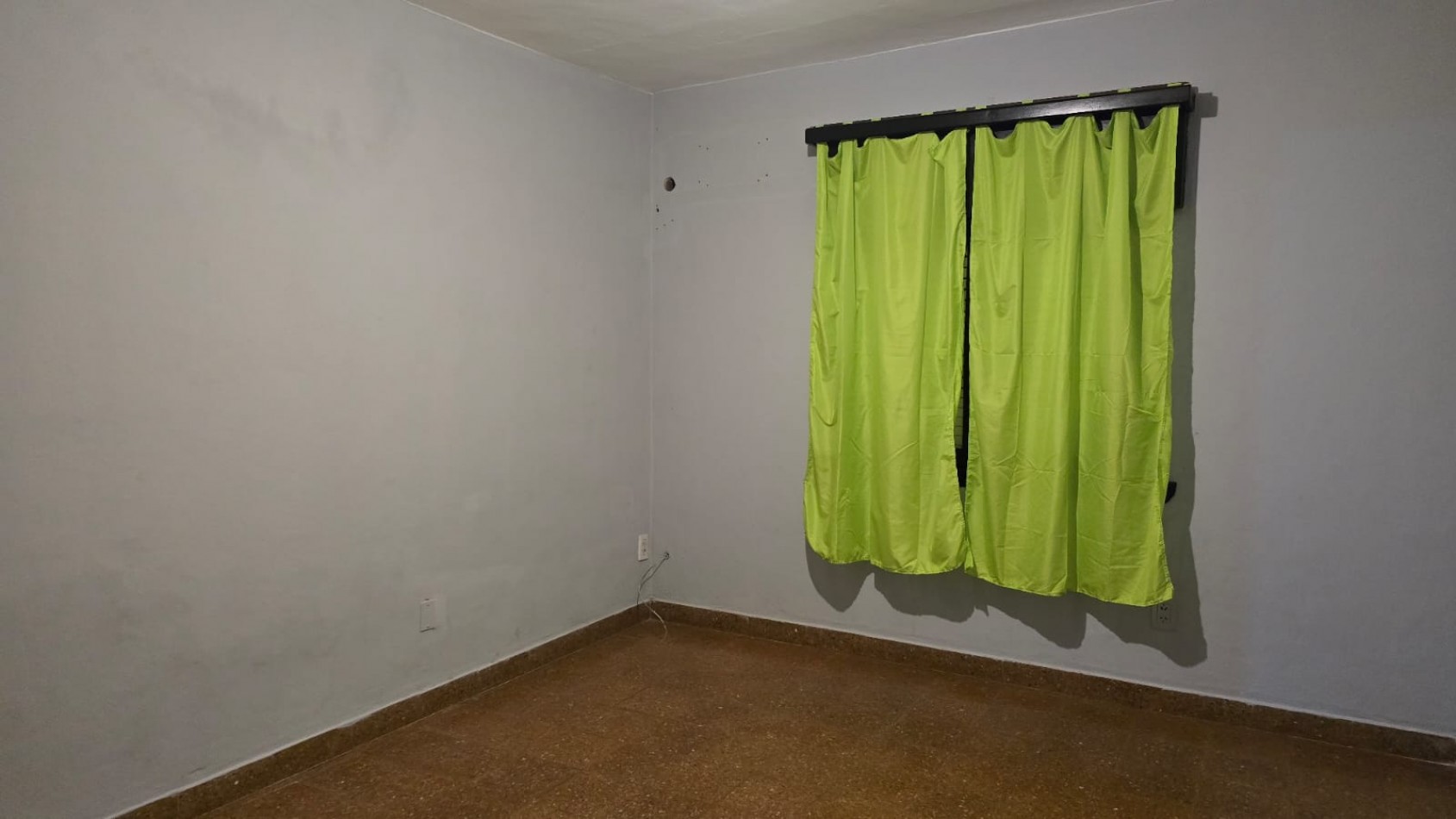 CASA AMERICANA 3 AMBIENTES PATIO / TERRAZA 