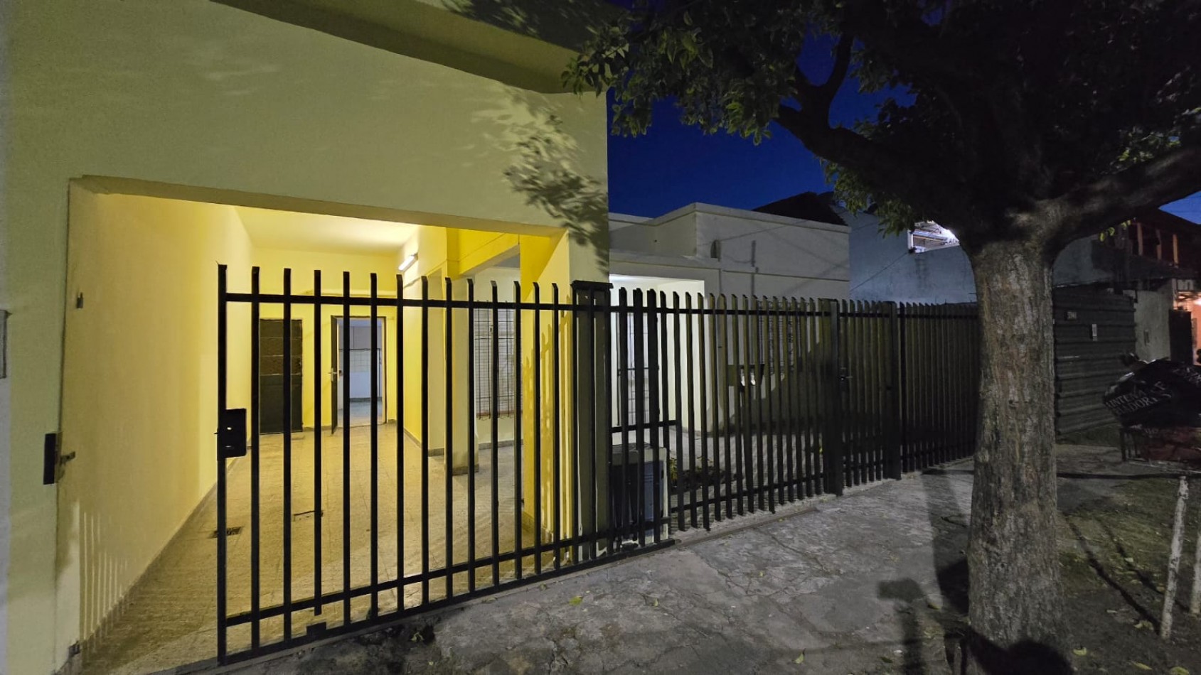 CASA AMERICANA 3 AMBIENTES PATIO / TERRAZA 