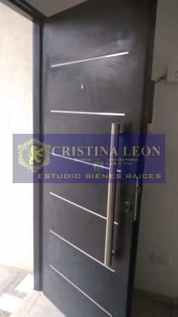 DUPLEX 3 AMB. C/ JARDIN Y COCHERA